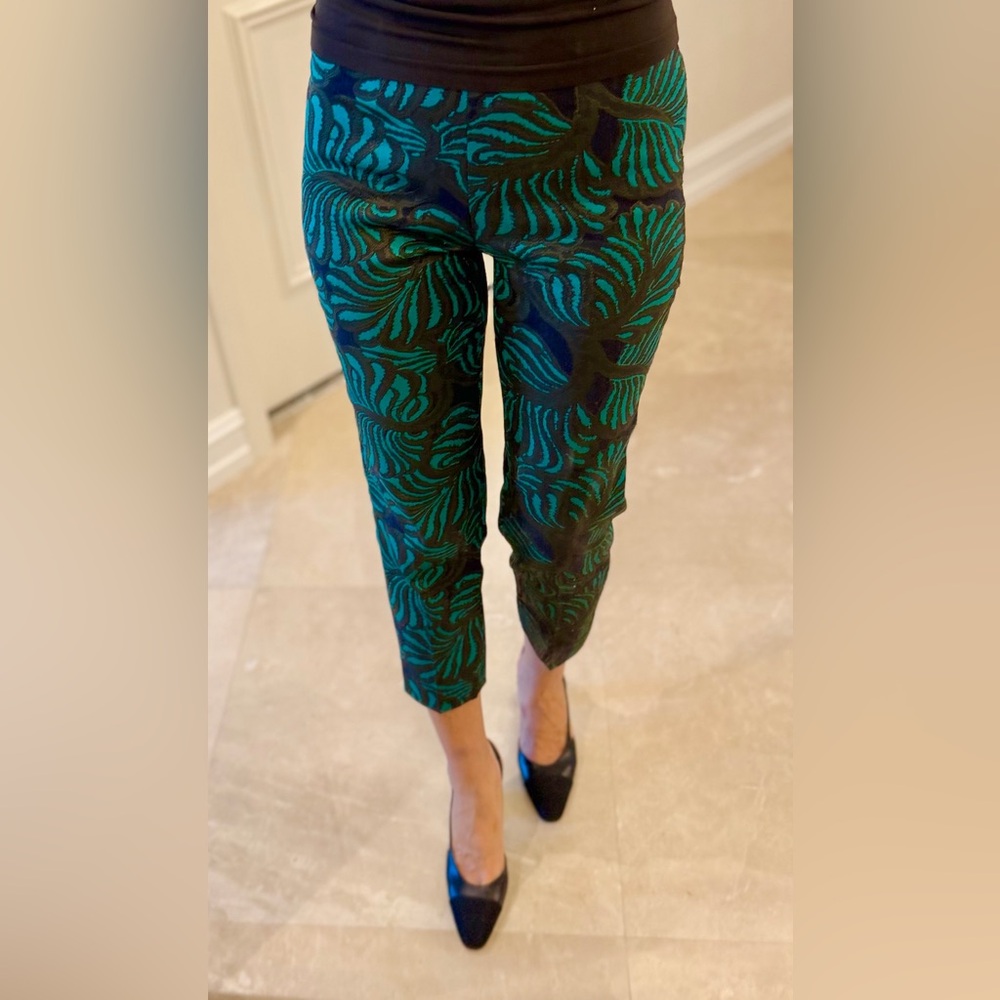 PIAZZA SEMPIONE  Teal , navy and dark brown Patterned Cropped Pants, Size 40 (S) - Picture 3 of 15